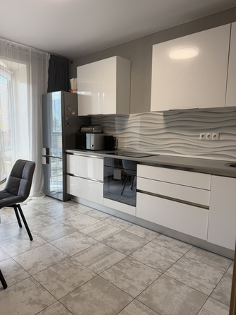 
  Продам 2-комн. квартиру 70 м², в ЖК Южный берег, дом 10. Фото 5.