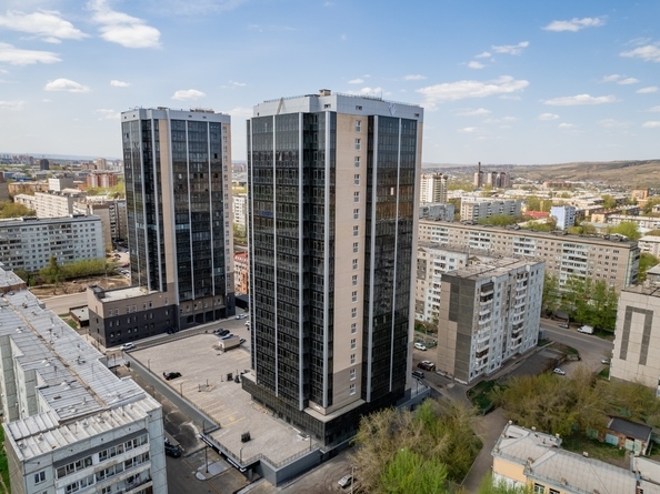 
  Продается 3-комн. квартира 113.3 м², в ЖК Кристалл, корпус 2. Фото 4.