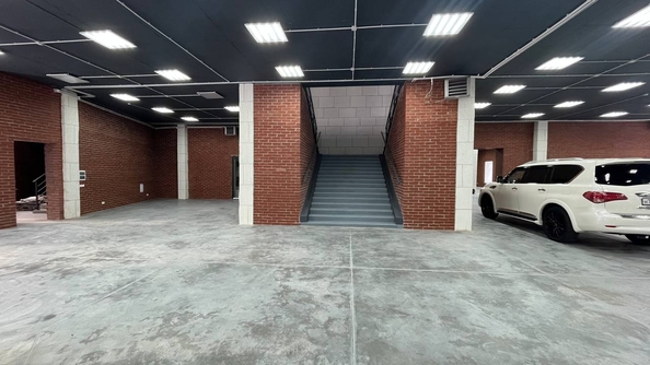 
  Сдается универсальное помещение 2500 м². Фото 3.