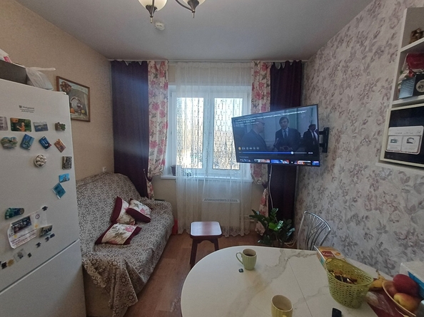 
  Продам 2-комн. квартиру 54.9 м², в ЖК Иннокентьевский, 3 микрорайон дом 5. Фото 9.