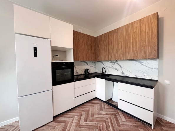 
  Продается 3-комн. квартира 66.4 м², в ЖК Хвоя, 2 этап, дом 3. Фото 3.