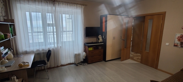 
  Продам 4-комн. квартира 132.4 м². Фото 7.