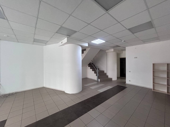 
  Сдам универсальное помещение 174.7 м². Фото 8.