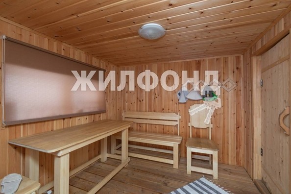 
   Продам дом, 300 м², Барнаул

. Фото 15.