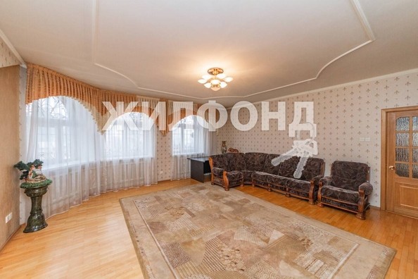 
   Продам дом, 408 м², Барнаул

. Фото 9.