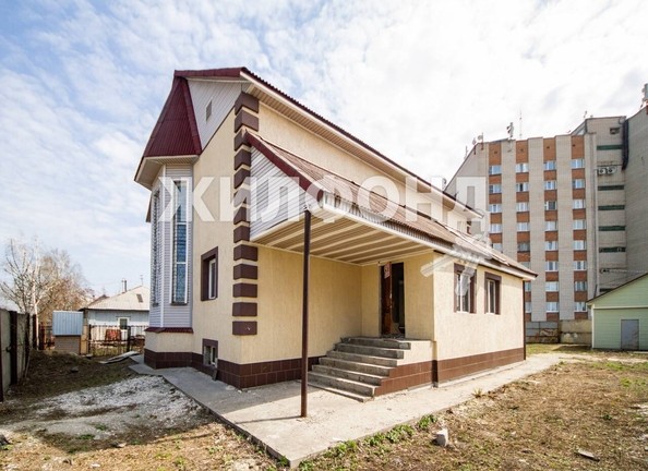 
   Продам дом, 349.3 м², Барнаул

. Фото 1.