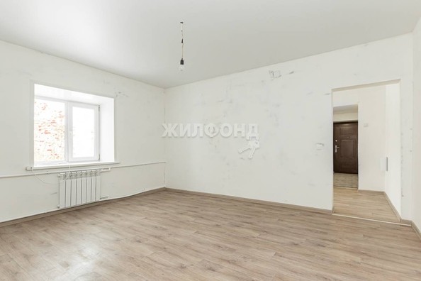 
   Продам дом, 51 м², Барнаул

. Фото 2.