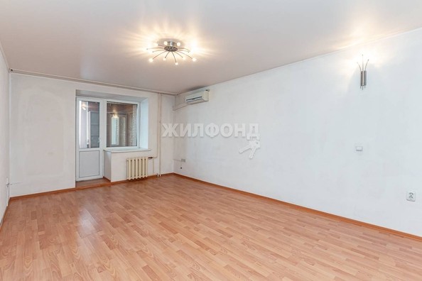 
   Продам 2-комнатную, 74.9 м², Малахова ул, 89

. Фото 5.