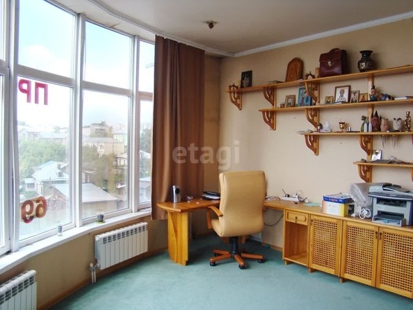 
   Продам 4-комнатную, 200 м², Комсомольский пр-кт, 40

. Фото 8.