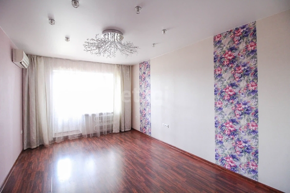 
   Продам 3-комнатную, 99 м², Шумакова ул, 16

. Фото 1.