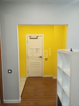 
   Продам 1-комнатную, 32.5 м², Змеиногорский тракт, 35А

. Фото 4.