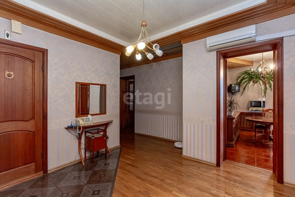 
   Продам 4-комнатную, 126 м², Социалистический пр-кт, 38

. Фото 1.