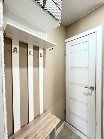 
   Продам 2-комнатную, 43 м², Антона Петрова ул, 140

. Фото 3.