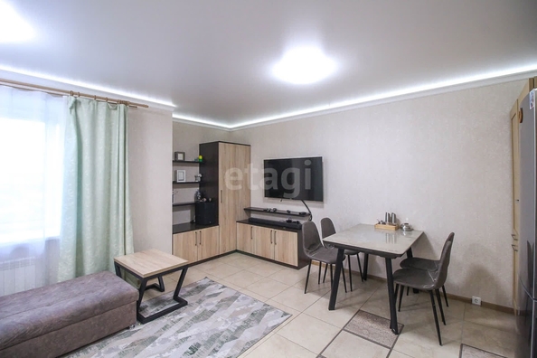 
   Продам 4-комнатную, 100 м², Новгородская ул, 26

. Фото 9.