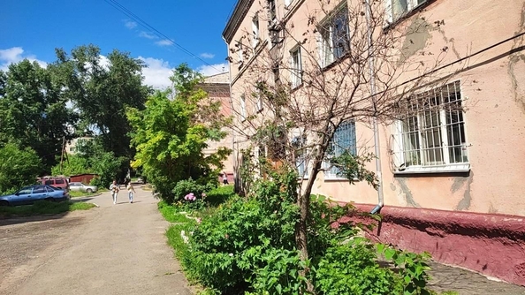 
   Продам 1-комнатную, 31.2 м², Глушкова ул, 11

. Фото 2.