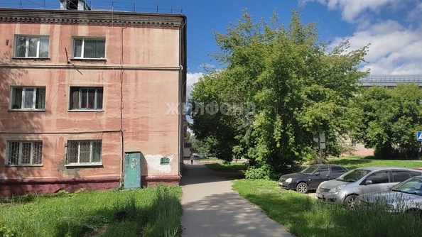 
   Продам 1-комнатную, 31.2 м², Глушкова ул, 11

. Фото 3.