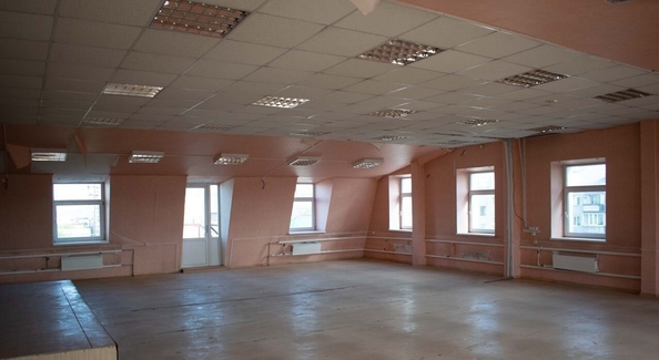 
   Сдам помещение свободного назначения, 2200 м², Чернышевского ул, 282

. Фото 7.