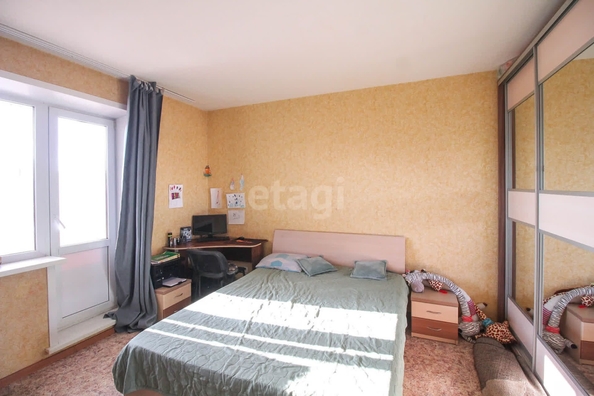 
   Продам 2-комнатную, 62.4 м², Попова ул, 154

. Фото 2.