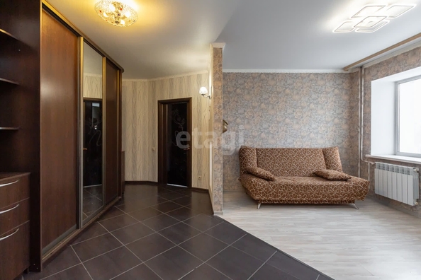 
   Продам 3-комнатную, 76.5 м², Чудненко ул, 3Б

. Фото 8.