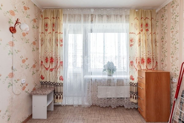 
   Продам 4-комнатную, 61.9 м², Кедровая ул, 3

. Фото 2.