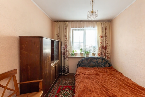 
   Продам 3-комнатную, 47.2 м², Интернациональная ул, 253/34

. Фото 3.