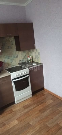 
   Продам 1-комнатную, 32 м², Советской Армии ул, 133Б

. Фото 2.