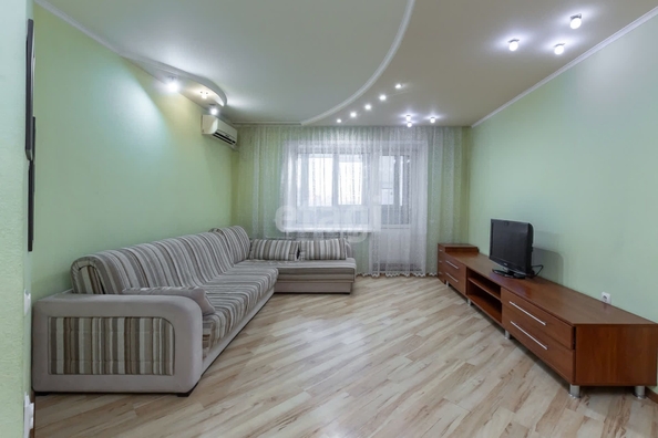 
   Продам 3-комнатную, 61.8 м², Шумакова ул, 16

. Фото 2.