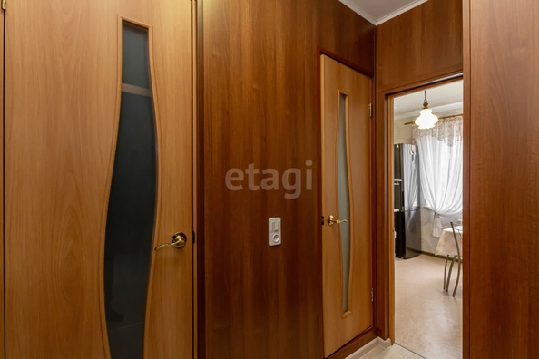 
   Продам 2-комнатную, 53.8 м², Змеиногорский тракт, 120/12

. Фото 1.