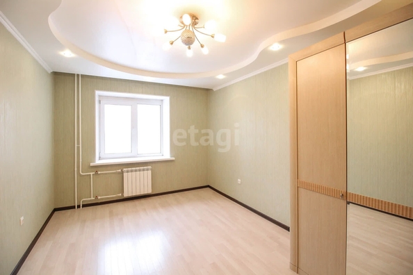 
   Продам 4-комнатную, 116.5 м², Лазурная ул, 11

. Фото 4.