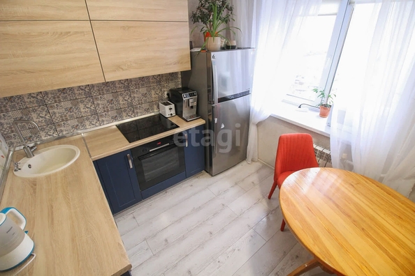 
   Продам 2-комнатную, 50 м², Молодежная ул, 111

. Фото 1.