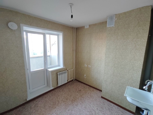 
   Продам 2-комнатную, 44 м², Сергея Ускова ул, 22

. Фото 1.