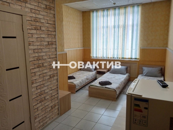 
   Продам помещение свободного назначения, 223.5 м², Вокзальная 1-я ул, 49

. Фото 12.