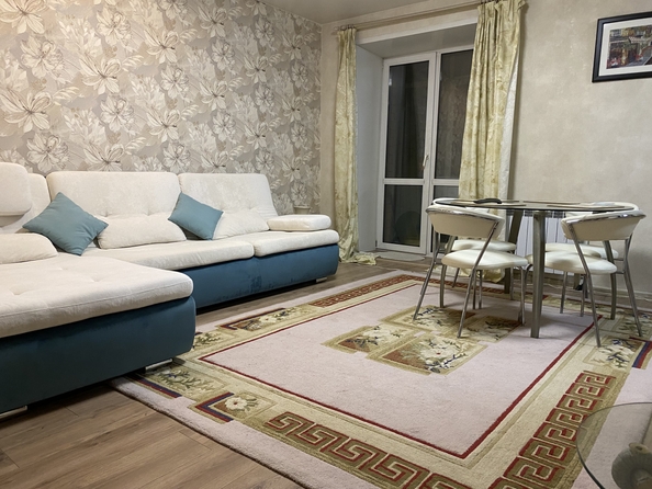 
   Продам 3-комнатную, 63 м², Никитина ул, 133

. Фото 1.