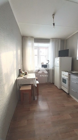 
   Продам 1-комнатную, 38.2 м², Малахова ул, 120

. Фото 1.