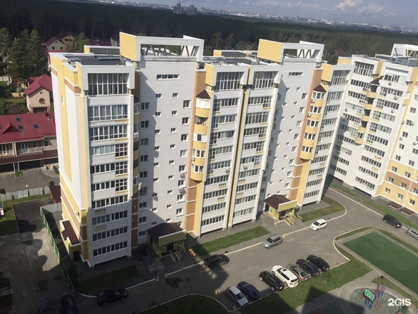 
   Продам 3-комнатную, 98.6 м², Змеиногорский тракт, 104П/6

. Фото 3.