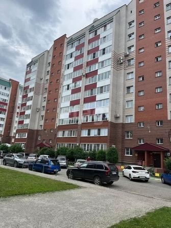 
   Продам 1-комнатную, 47.4 м², Лазурная ул, 11

. Фото 7.