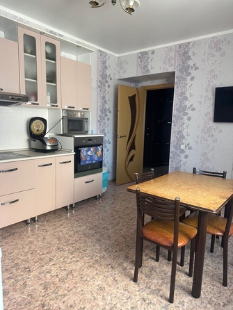 
   Продам 2-комнатную, 73 м², Попова ул, 150

. Фото 9.