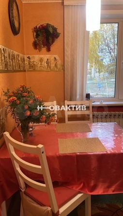 
  Продается 3-комн. квартира, 63.9 м², 2-й мкр, д. 8
. Фото 3.