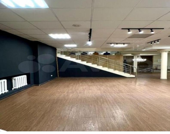 
  Сдается торговая площадь, 39.6 м², Ленина пр-кт, д. 3
. Фото 2.