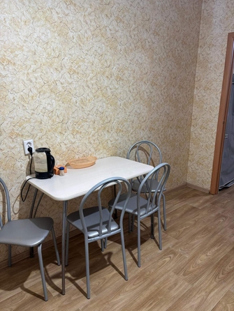 
  Сдается 1-комн. квартира, 32.9 м², Ленинградская ул, д. 63
. Фото 2.