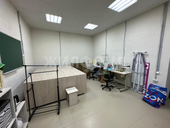 
  Продается универсальное помещение, 55 м², Змеиногорский тракт, д. 104п/7
. Фото 6.