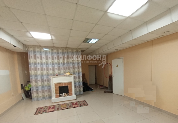 
  Продается универсальное помещение, 424 м², Ленина пр-кт, д. 140
. Фото 4.