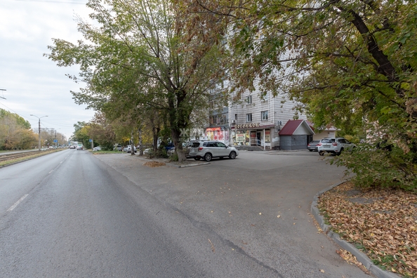 
  Продается универсальное помещение, 128 м², Антона Петрова ул, д. 203
. Фото 1.