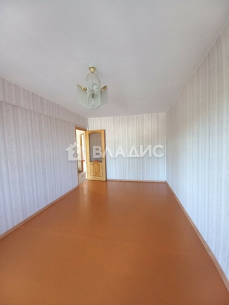 
  Продается 4-комн. квартира, 80.7 м², Виктора Петрова ул, д. 35
. Фото 2.