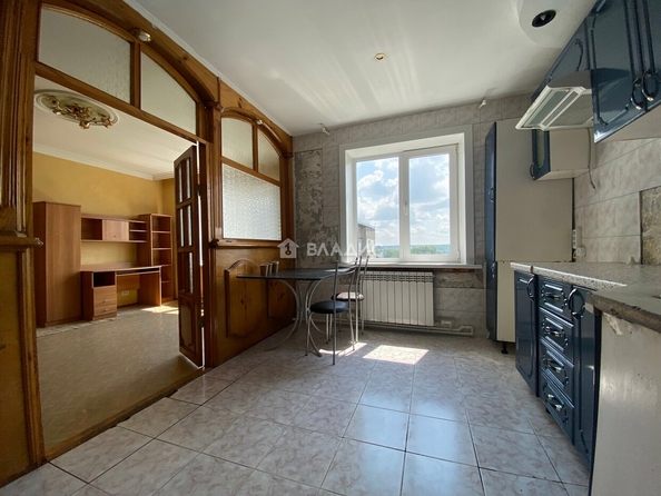 
  Продается 4-комн. квартира, 108 м², Коммунарский пер, д. 16/1
. Фото 3.