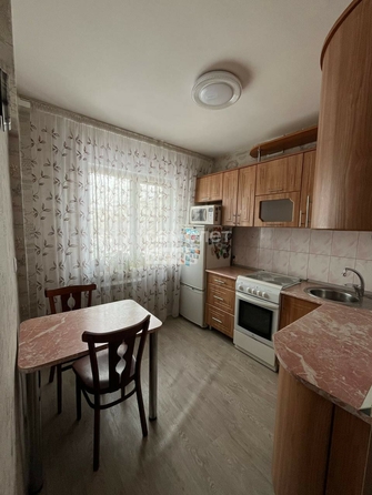 
  Продается 3-комн. квартира, 58 м², Светлова ул, д. 27
. Фото 3.