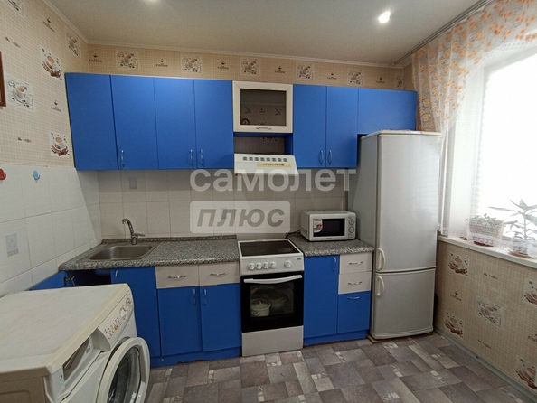 
  Продается 2-комн. квартира, 50 м², Алтайская ул, д. 201
. Фото 4.