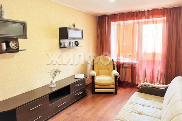 
  Продается 1-комн. квартира, 35.8 м², Павловский тракт
. Фото 2.