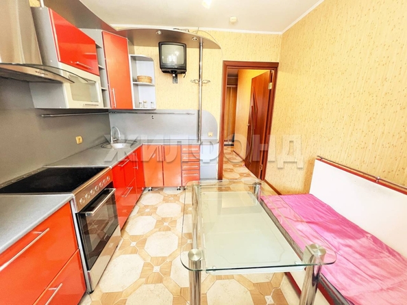 
  Продается 1-комн. квартира, 35.8 м², Павловский тракт
. Фото 6.