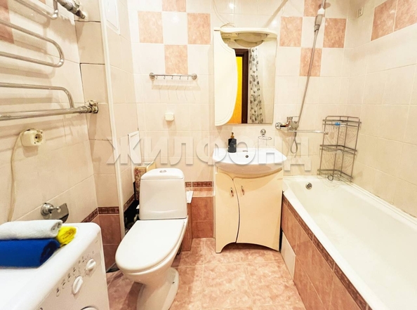 
  Продается 1-комн. квартира, 35.8 м², Павловский тракт
. Фото 7.